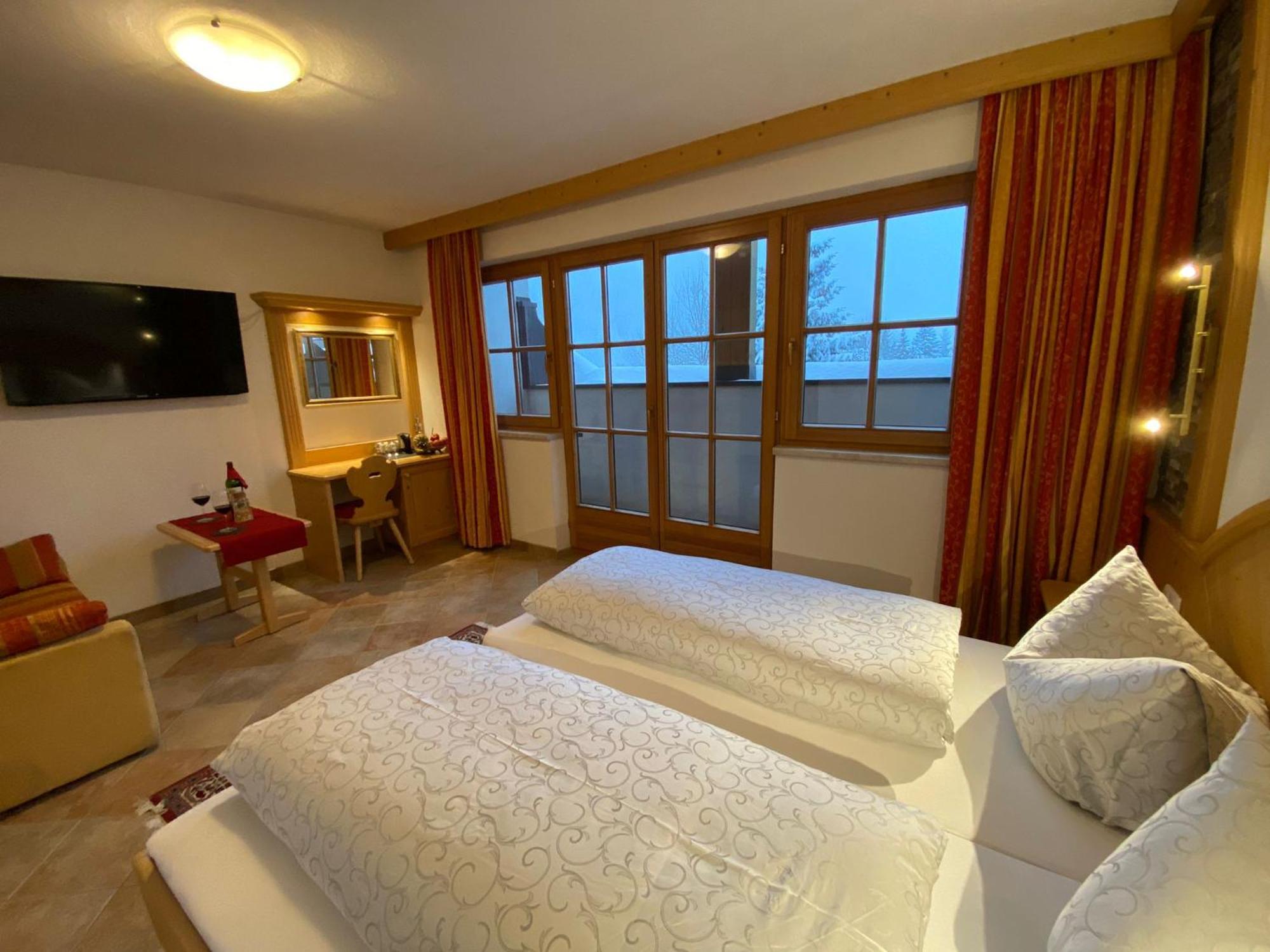 Hotel Garni Gafluna Sankt Anton am Arlberg Exteriör bild