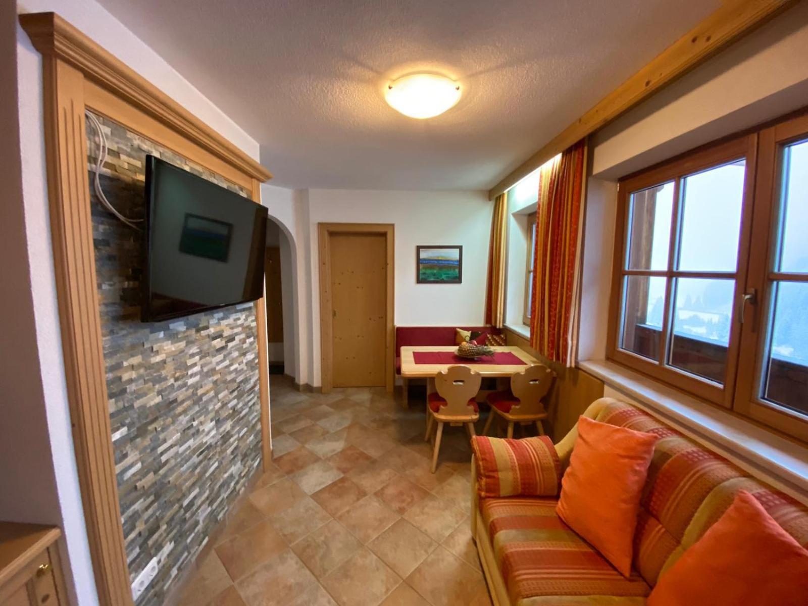 Hotel Garni Gafluna Sankt Anton am Arlberg Exteriör bild