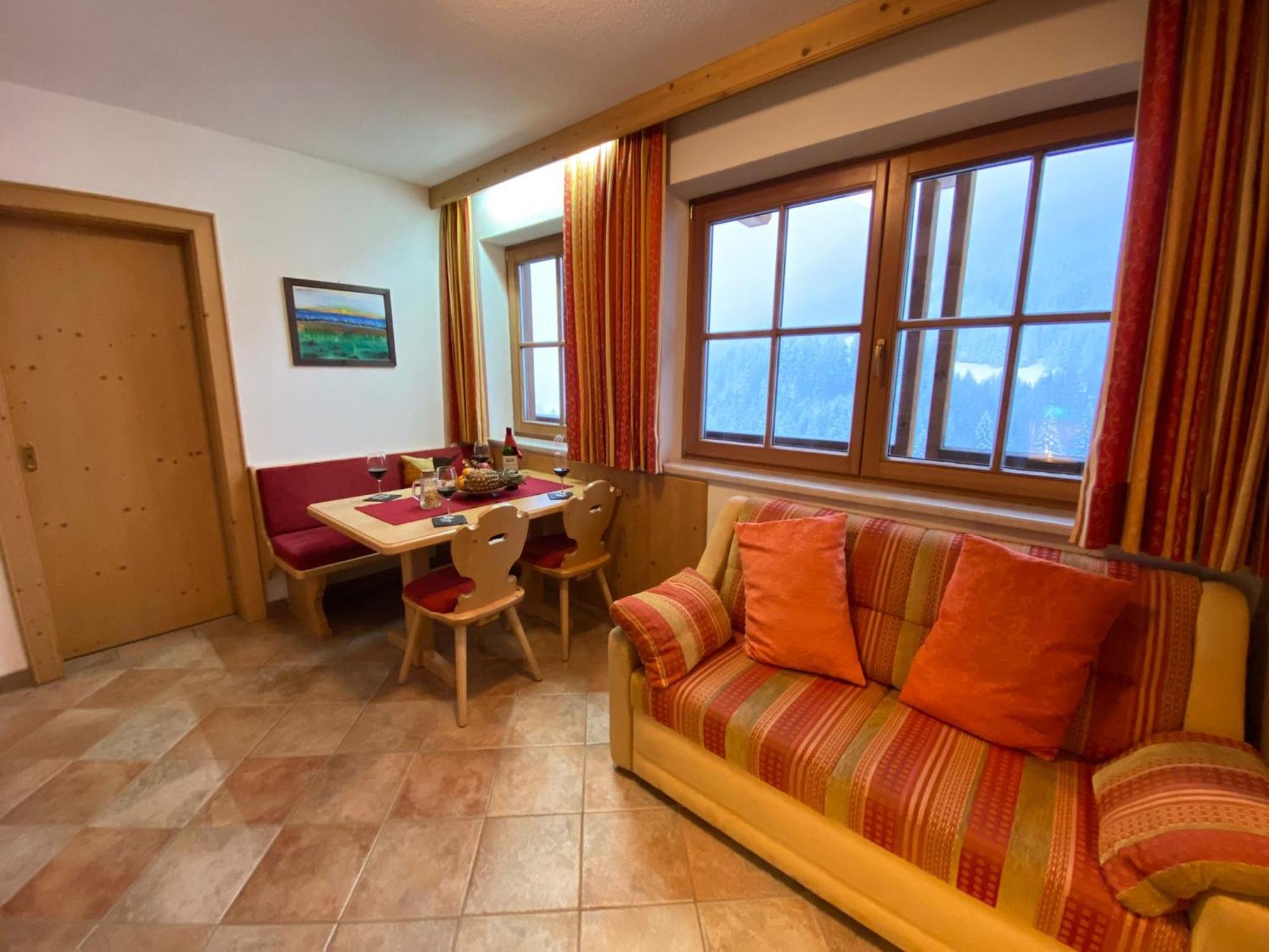 Hotel Garni Gafluna Sankt Anton am Arlberg Exteriör bild
