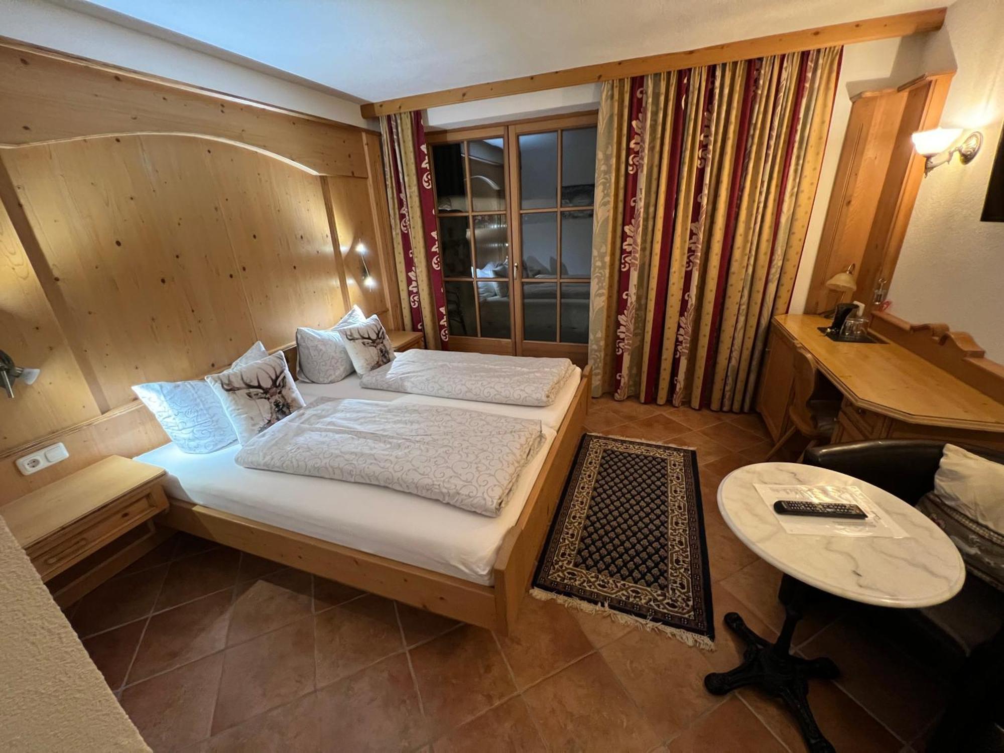 Hotel Garni Gafluna Sankt Anton am Arlberg Exteriör bild
